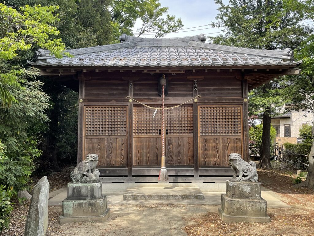 鎧宮八幡神社の拝殿