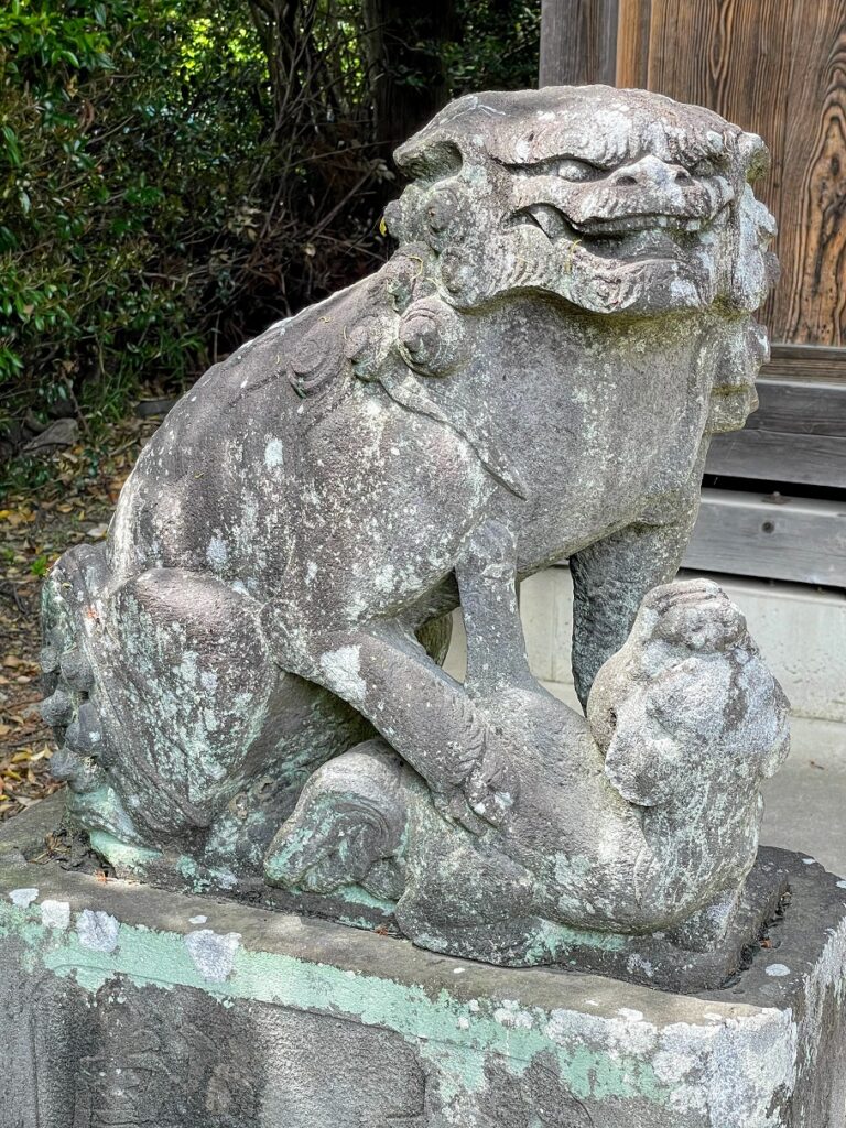 鎧宮八幡神社・吽形